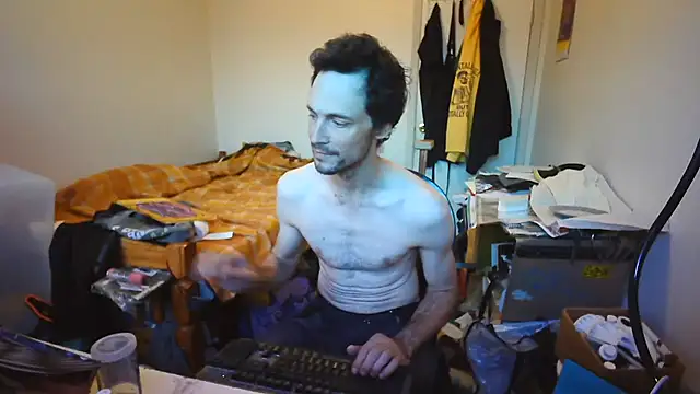 JohnnyMoves' Webcam Show