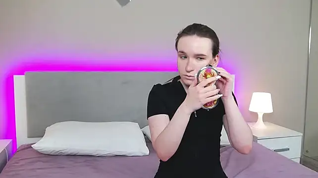 MarliinNova's Webcam Show