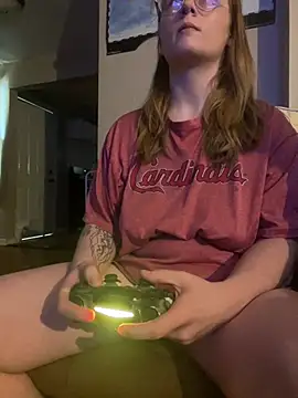 skyerose11 Show in webcam