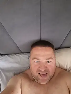 Anatolii_77 网络视讯表演