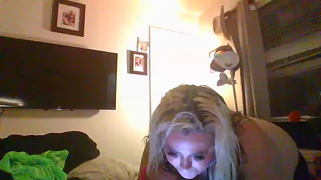 ajsin7 Show in webcam