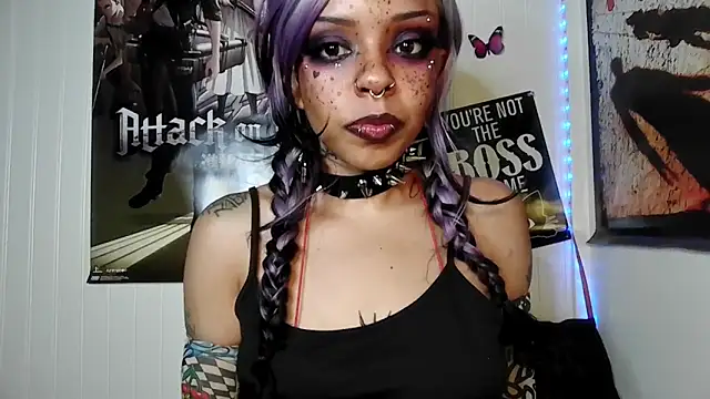 nerdyhotgoth's Webcam Show