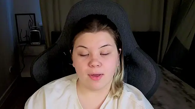 Kristen_Gibbs élő XXX-chatje