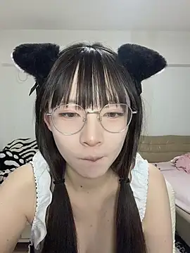 nide-baby 在線直播表演