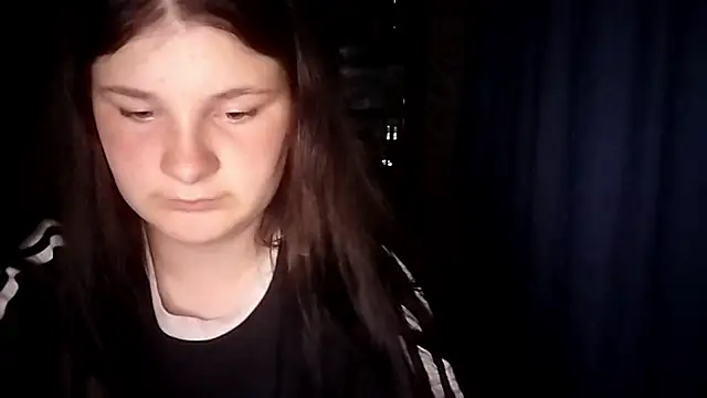 Chat XXX en directo de BeatriceMolands