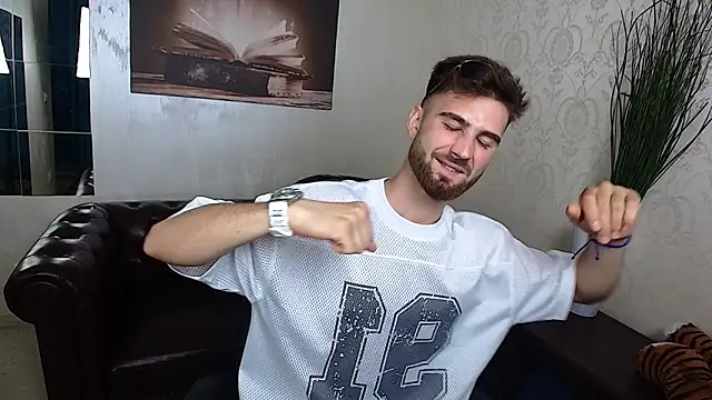 عرض كام KyloEast
