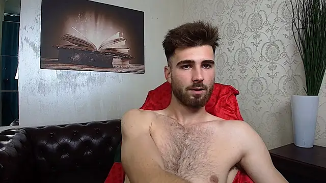 KyloEast Webcam show