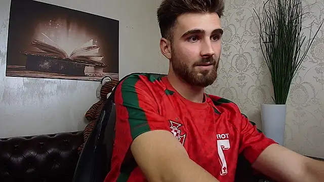 KyloEast's Webcam Show