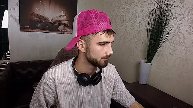 KyloEast's Webcam Show