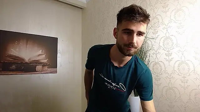 KyloEast: вебкам-шоу