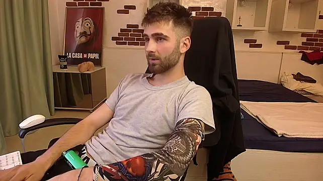 KyloEast – webcam-show