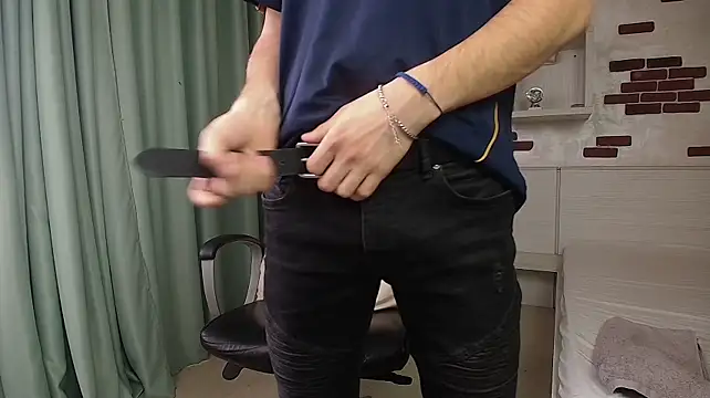 KyloEast Webcam-Show