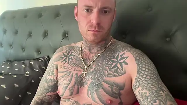 platinum_status Webcam show