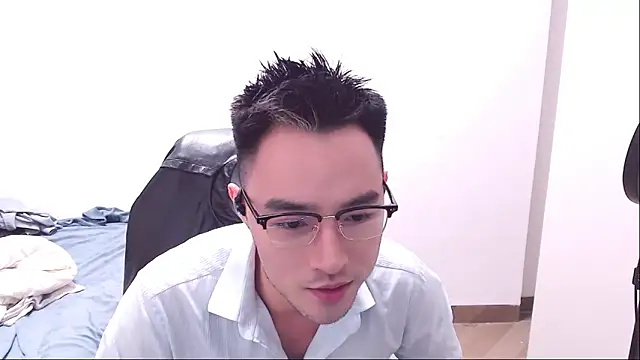 Show modela Ruize531 na web-kameri