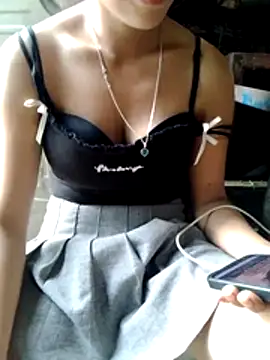 ห้องแชทสดของ Zara-bebe