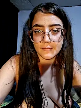 XXX chat uživo modela Backdoor_Newbie