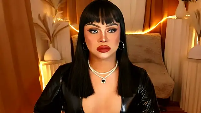 BigcockjasmineTs – Kamerová šou
