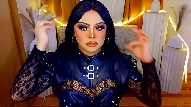 Show modela BigcockjasmineTs na web-kameri