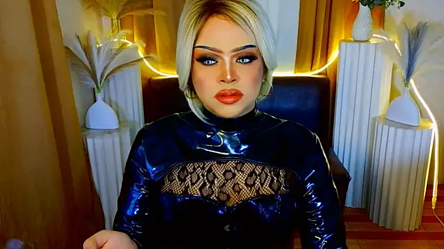 Show modela BigcockjasmineTs na web-kameri