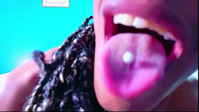 Raven_kiss 即時 XXX 聊天