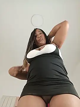 Czat XXX na żywo – MadameEbony