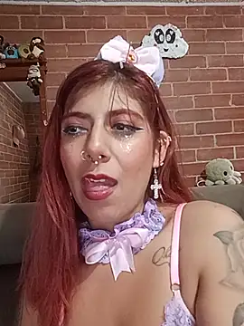 _sasha_miller_ Adlı Modelin Canlı XXX Sohbeti