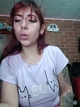 צ'אט XXX בשידור חי של _sasha_miller_