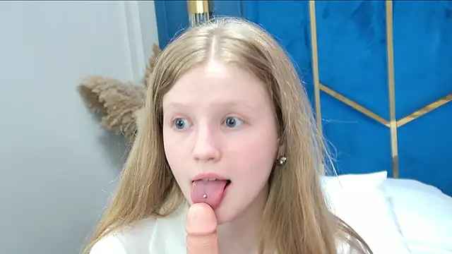 חדר צ'אט בשידור חי של LilianHowards