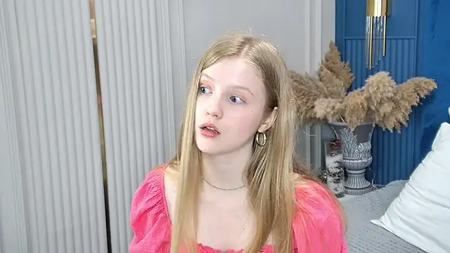 LilianHowards' Webcam Show
