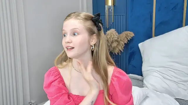LilianHowards 网络视讯表演