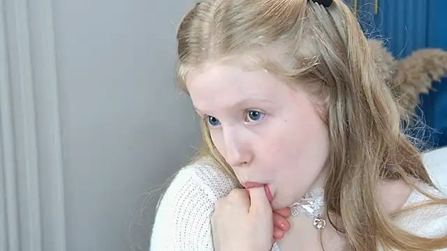 LilianHowards Adlı Modelin Canlı XXX Sohbeti