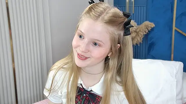 LilianHowardsn Live XXX chat