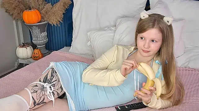 LilianHowards Live XXX-chat