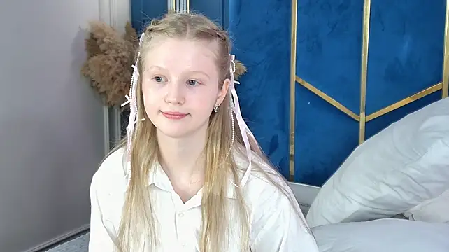 LilianHowards' Webcam Show