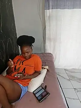 Teeangelaa – live chatrum