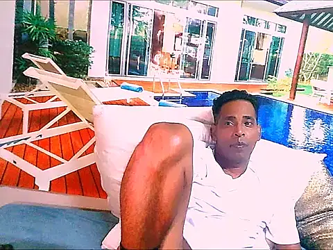 IndianHunk01 webcam show