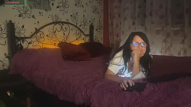 Вебкам-шоу OxiLovex