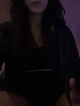 Show modela LaylaLush69 na web-kameri