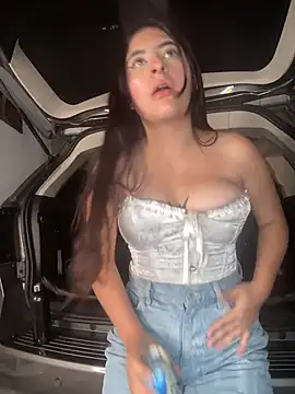 Maggiee_1: απευθείας συνομιλία ΧΧΧ