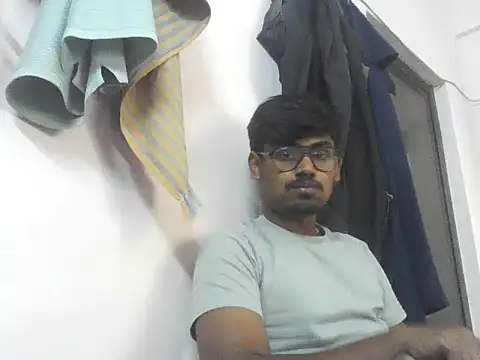 Show modela bangalore_guy_ na web-kameri