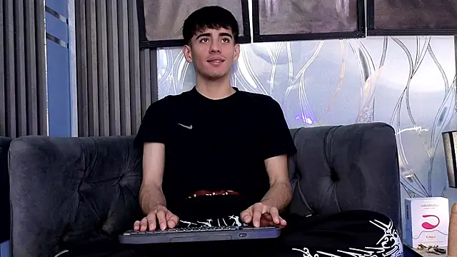 Show Webcam de demian_hot99