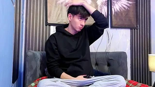 عرض كام demian_hot99