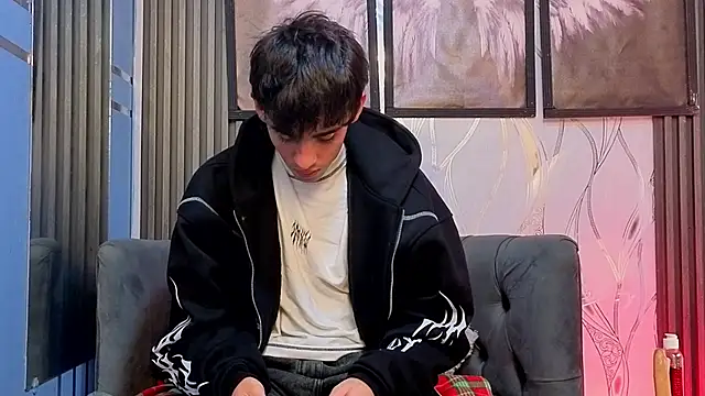 demian_hot99 网络视讯表演