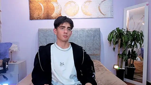 demian_hot99n Webbikameraesitys
