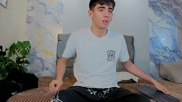 demian_hot99 在線直播表演