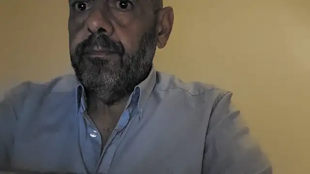 merenda2105 Show Webcam