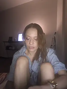 Prettywhitexxx Show in webcam