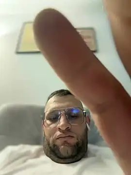 elrolo94 Show in webcam