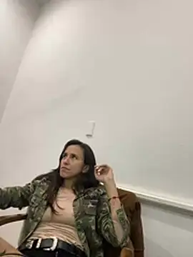 pili6263 élő XXX-chatje
