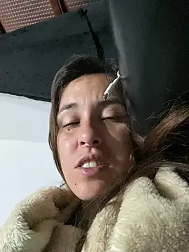 XXX chat uživo modela pili6263